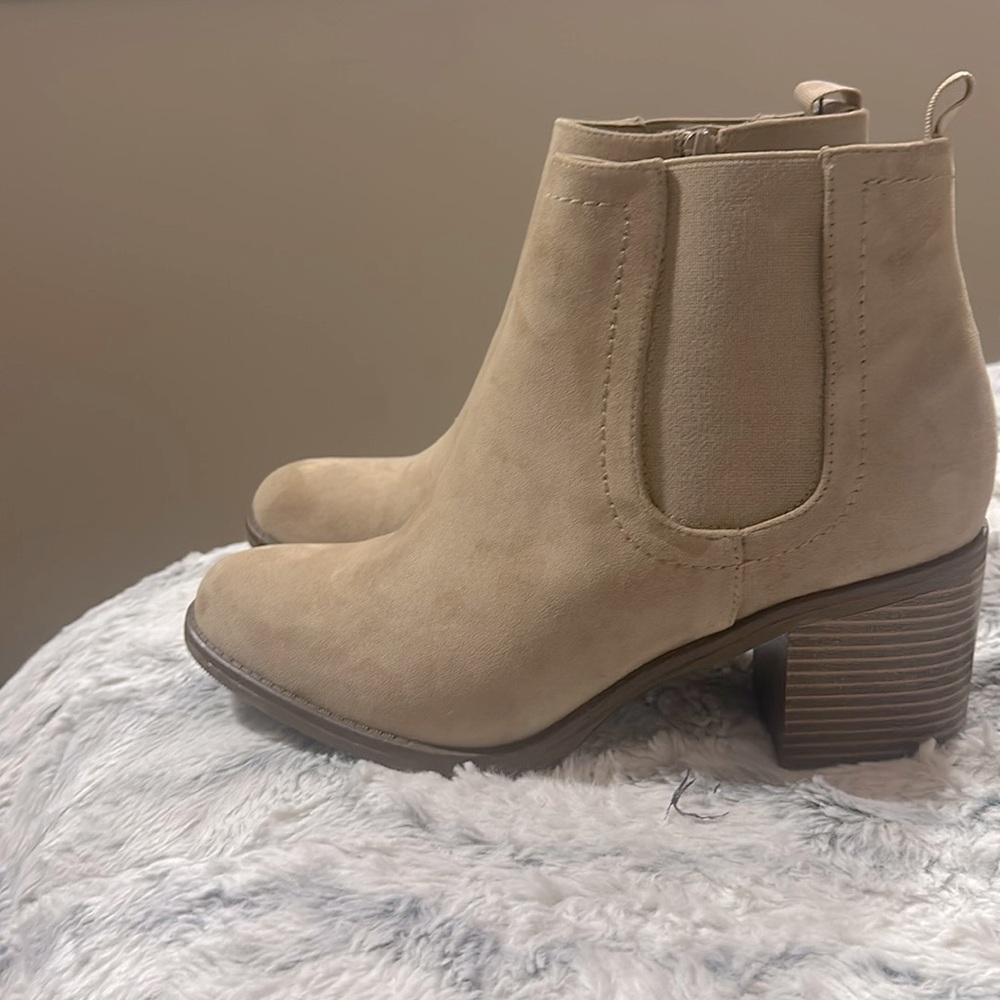 Ankle boots